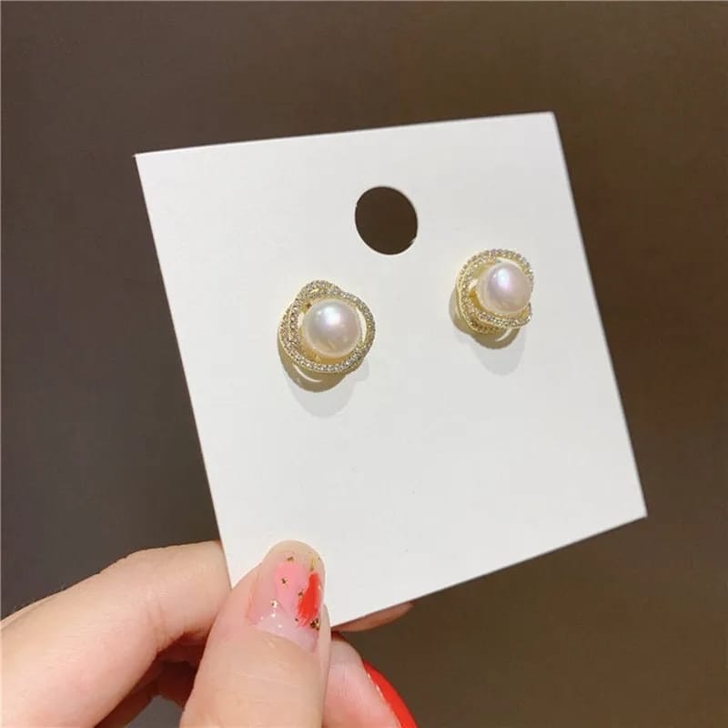 Floral zircon pearl studs