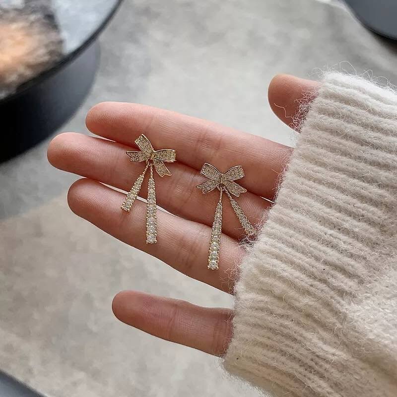 Ribbon Wrap Korean Stud