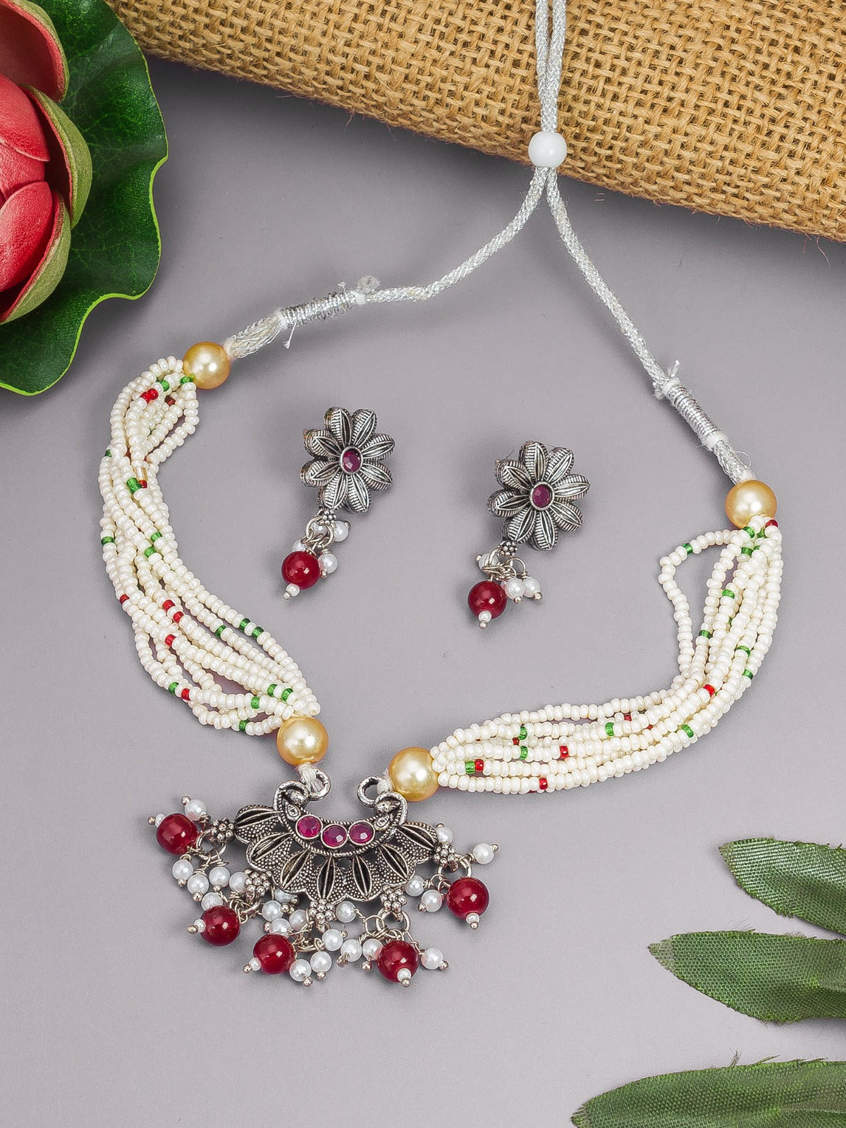 Traditional Pink necklace