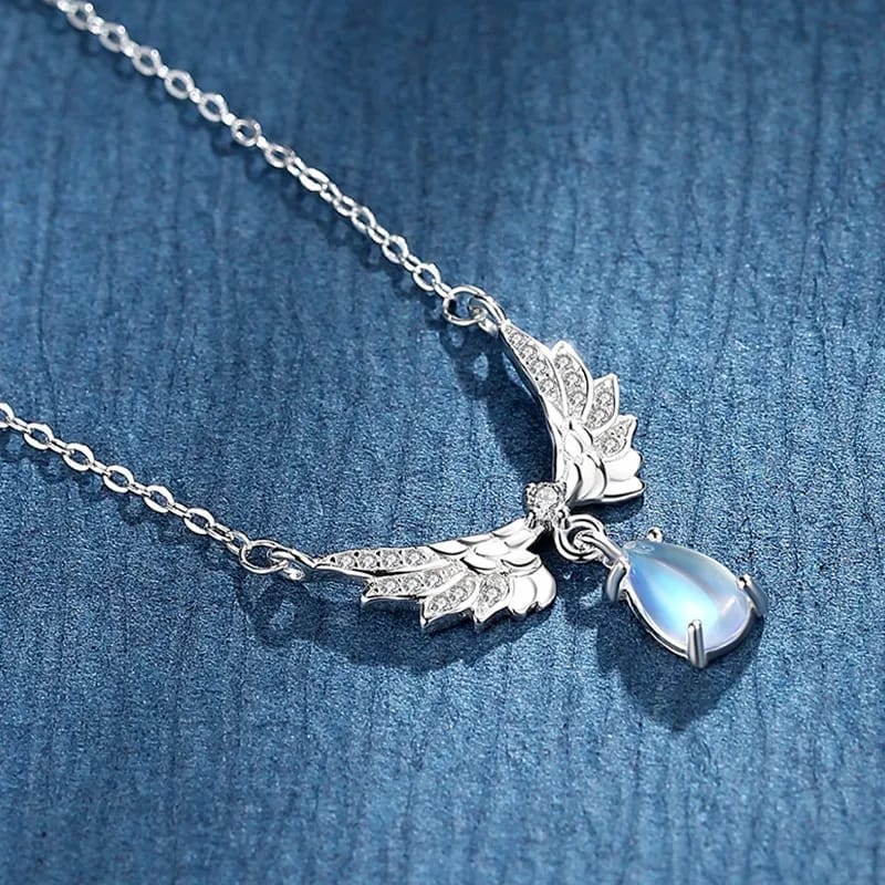Angel wings necklace