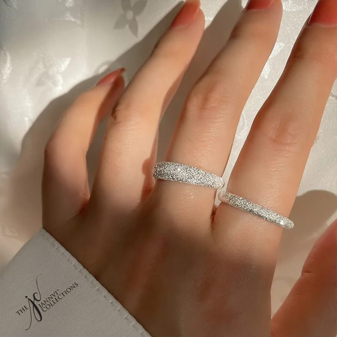 Sparkling rings set of 2