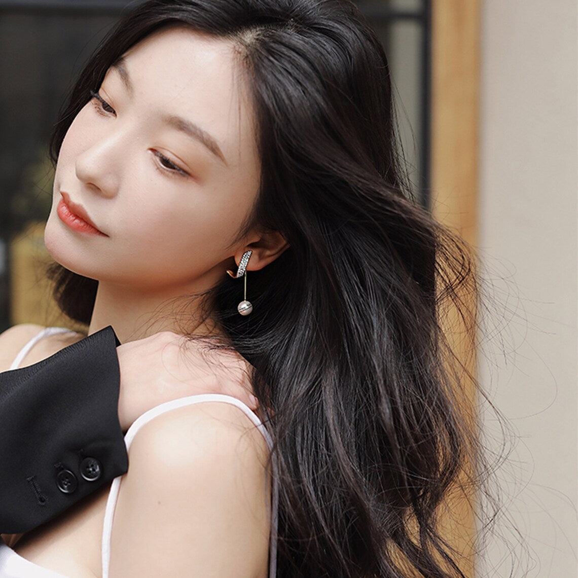 Celebrity Style tassel Stud