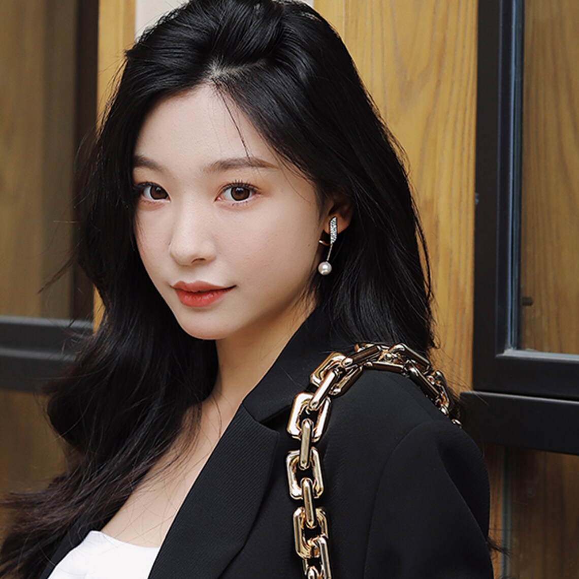 Celebrity Style tassel Stud